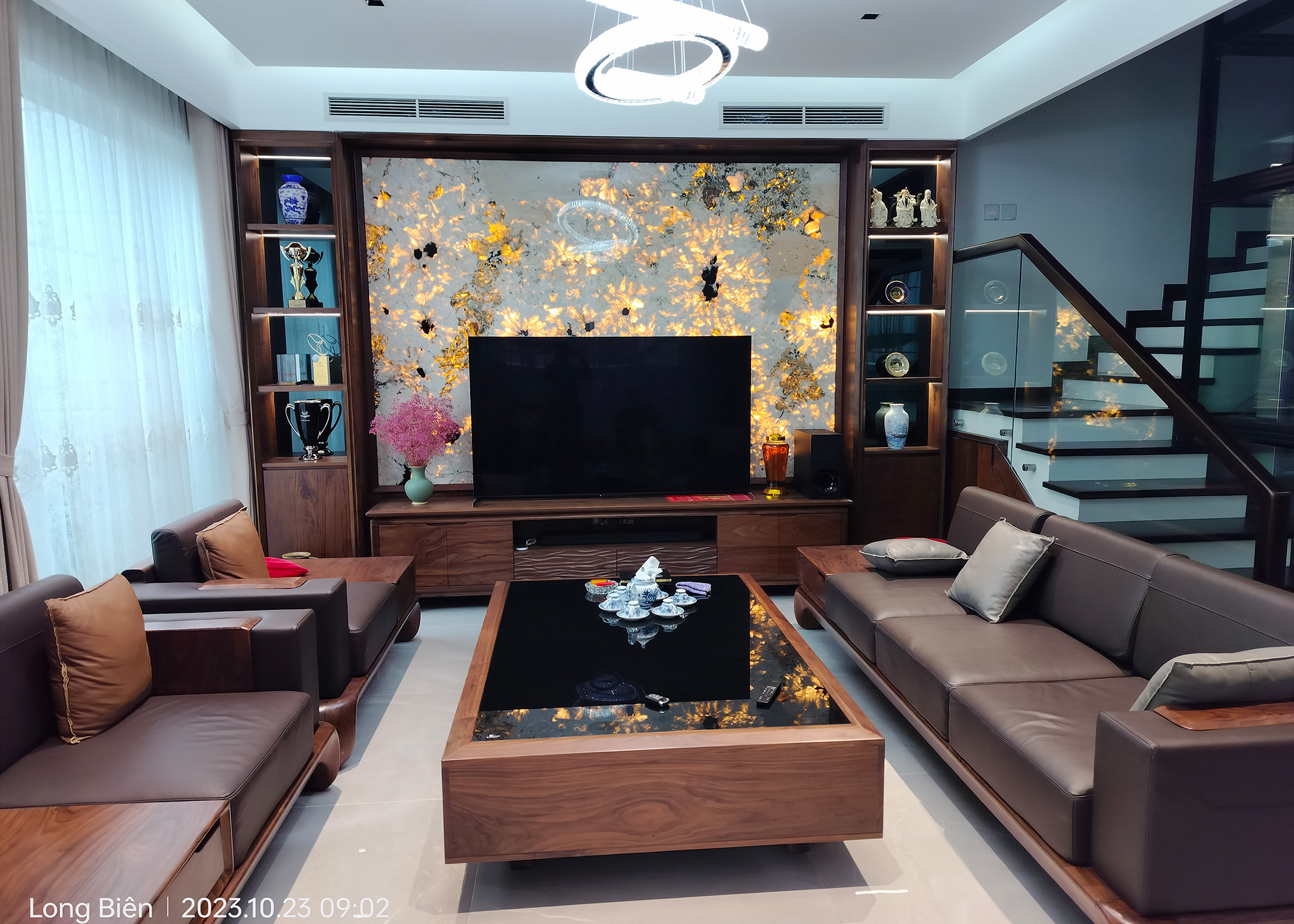 Biệt thự VINHOME RIVERSIDE – VANHO